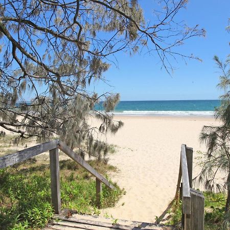 Windmill 4 Two Bedroom Beachside Apartment On Parkyn Parade Mooloolaba Exterior photo